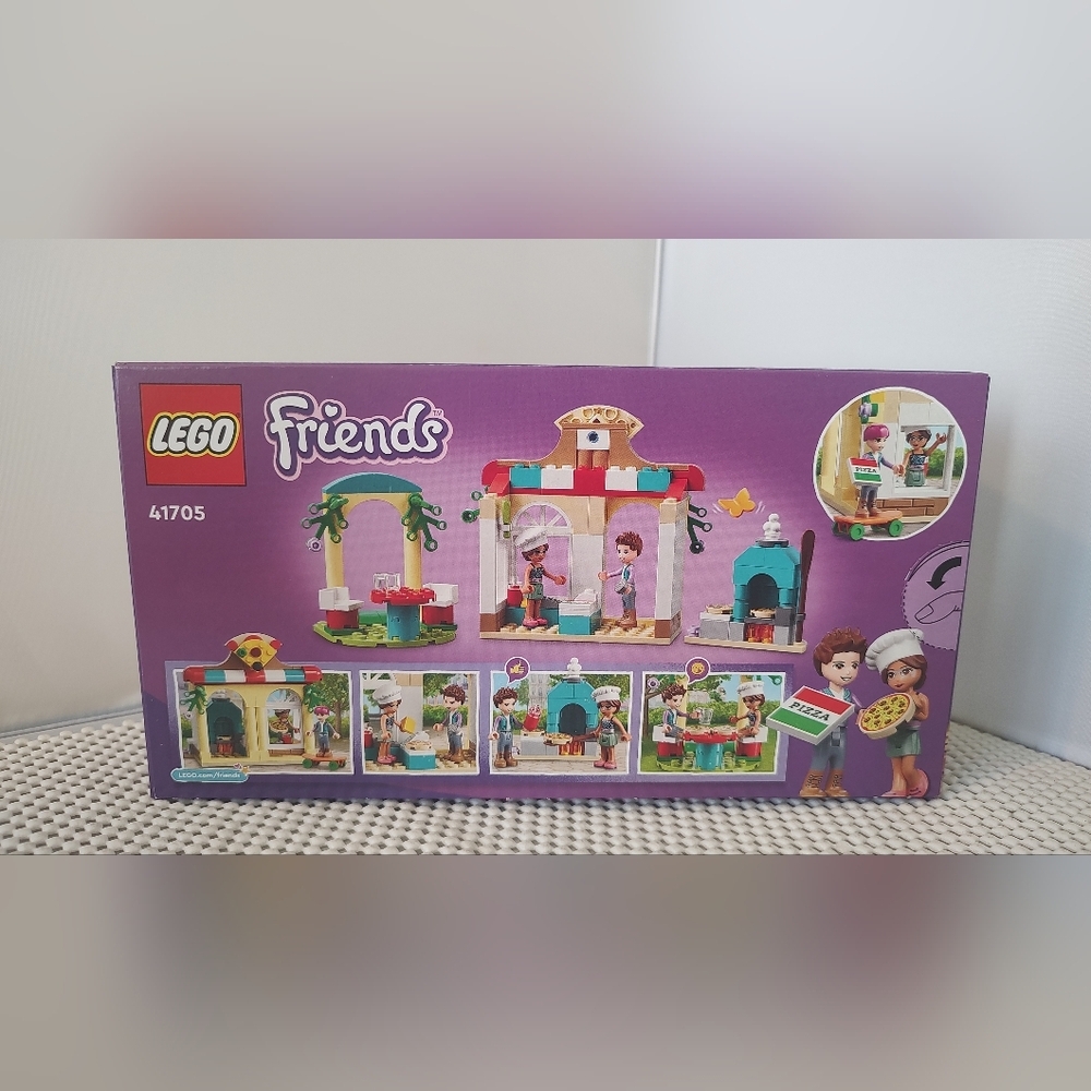 Lego Friends 41705 Heartlake City Pizzeria Building Toy NWT - Picture 4 of 4